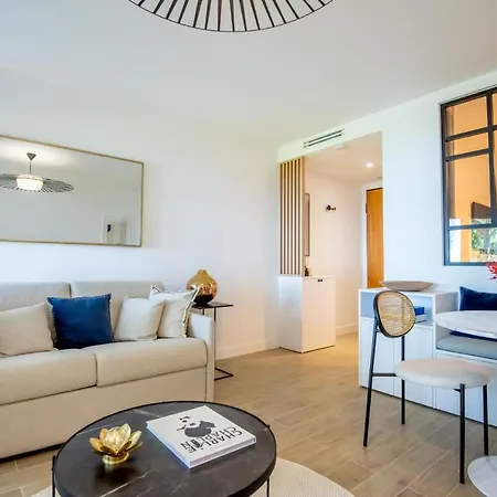 Promenade De La - Wifi, Ac, 2 Pers, Parking * 케인즈수르메르